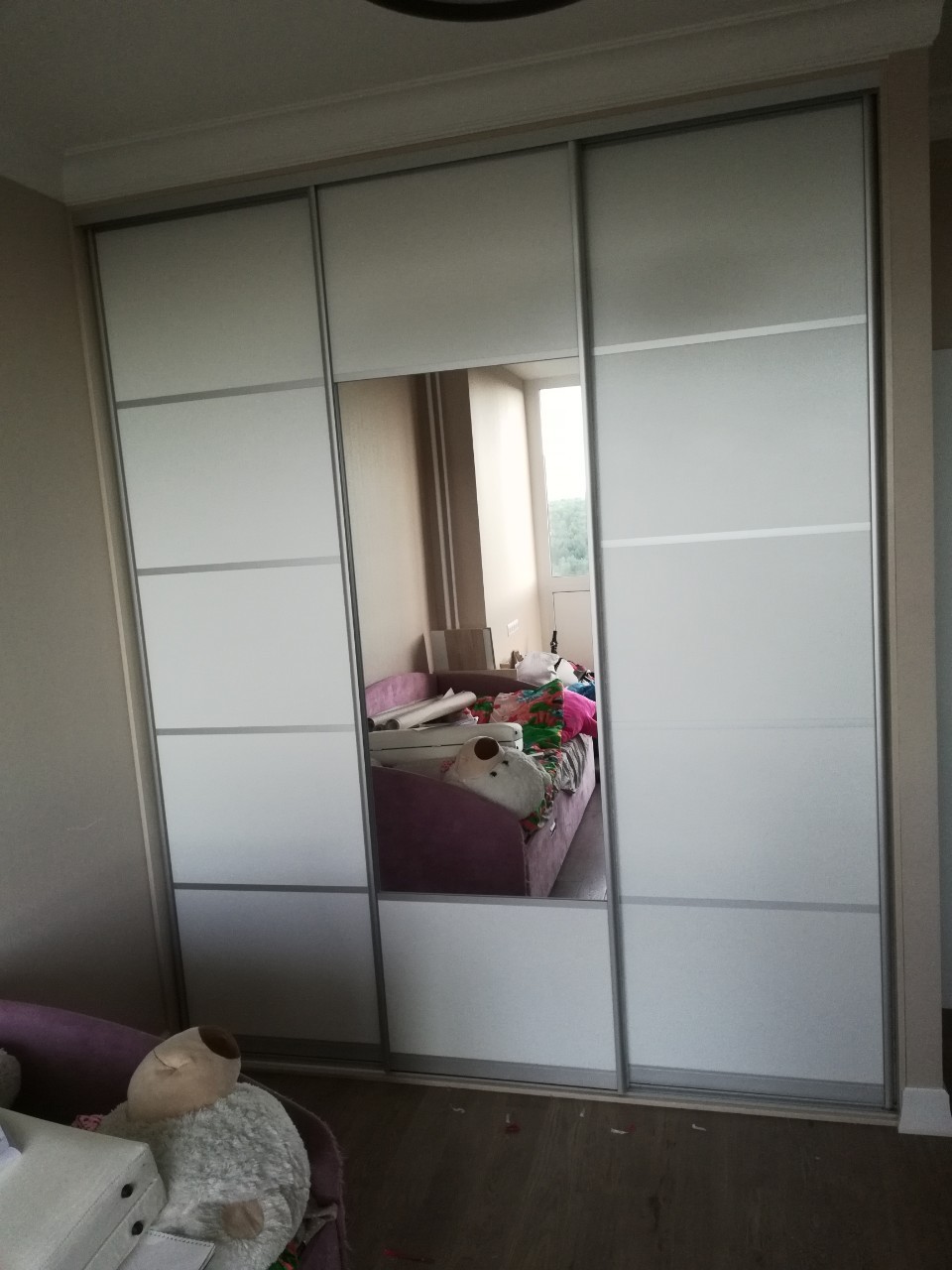 Встроенный шкаф стекло лакобель с зеркалом